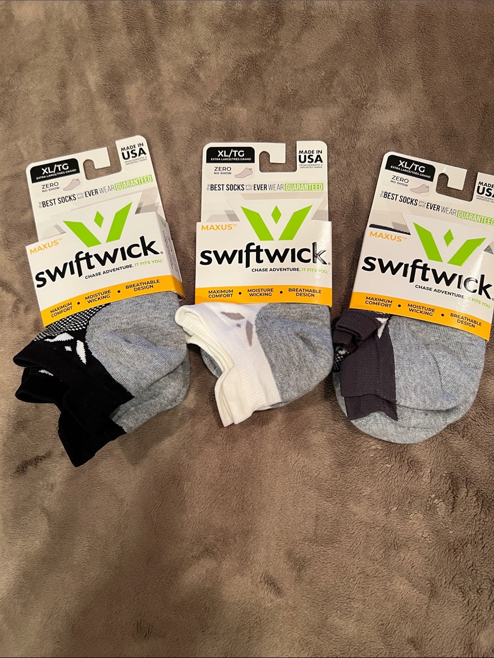 Swiftwick Maxus Men’s Athletic No-Show Socks – Black, White, Gray (3-Pack)